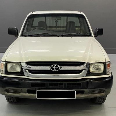 2005 Toyota Hilux